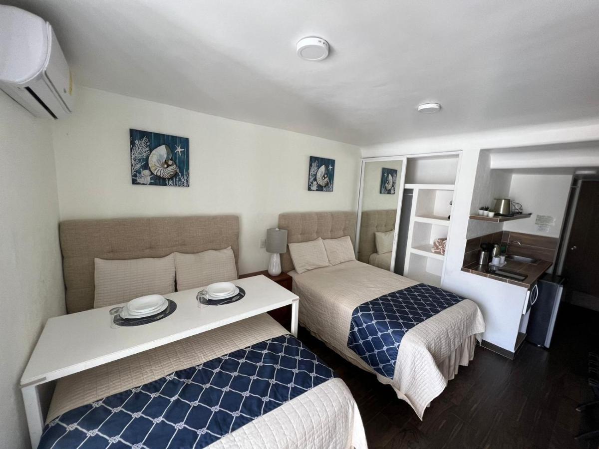 Sky Inn Acapulco Y Condominio Mediterrane ภายนอก รูปภาพ